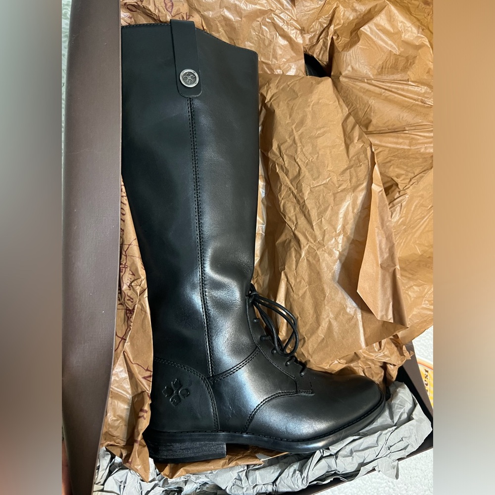Leather Lace-up Boots